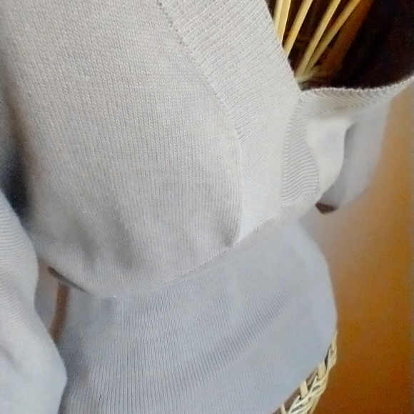 Sweater top🌈Women's low cut wide waist sweater - Picture 8 of 10